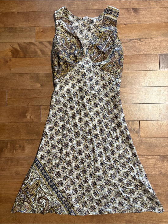 Vintage Dresses & Skirts - Silk Sleeveless Paisley Print Mini Dress in Cream and Brown
